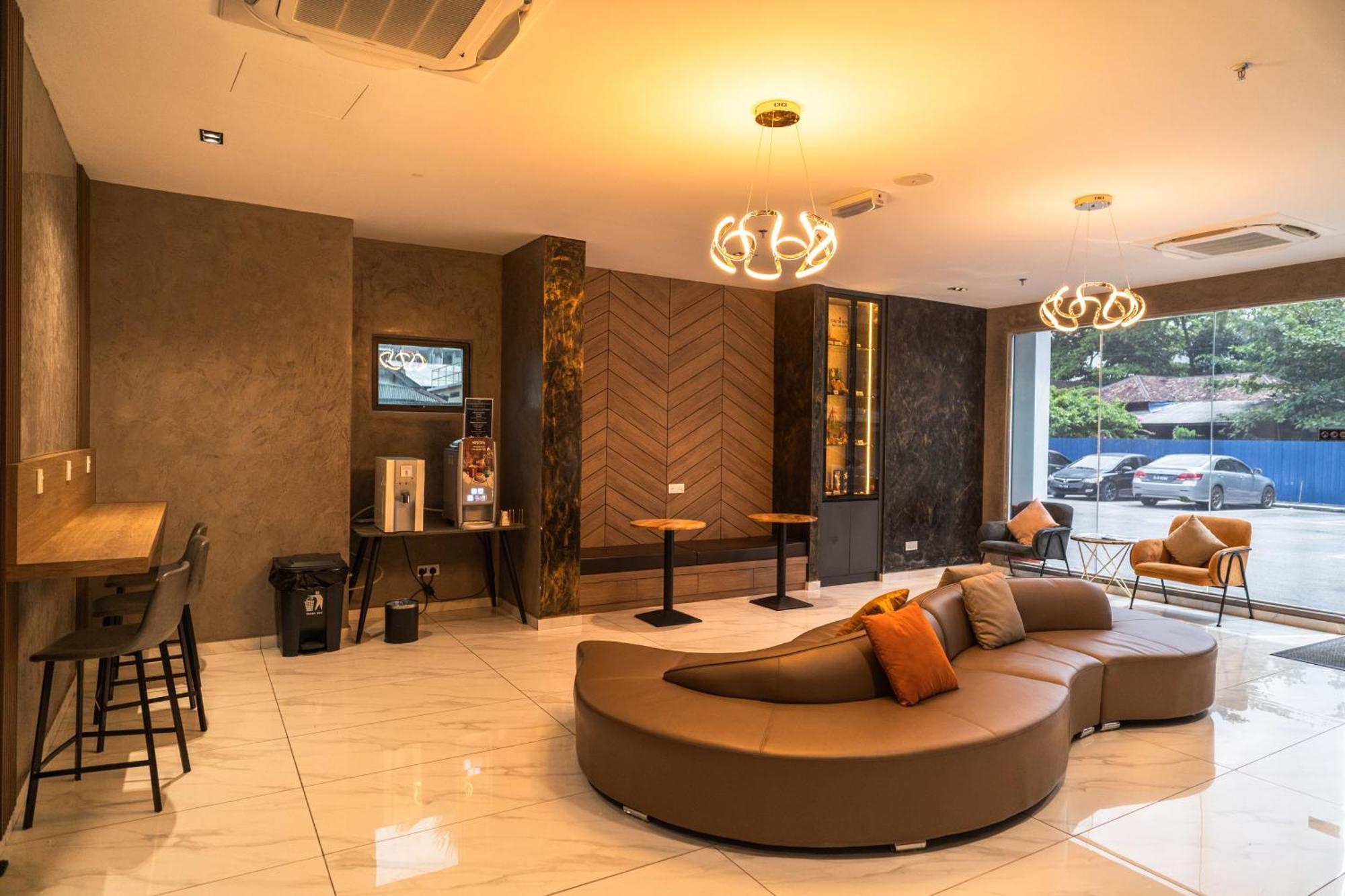 Dj Citi Plaza Hotel & Suites Куала-Тренгану Экстерьер фото
